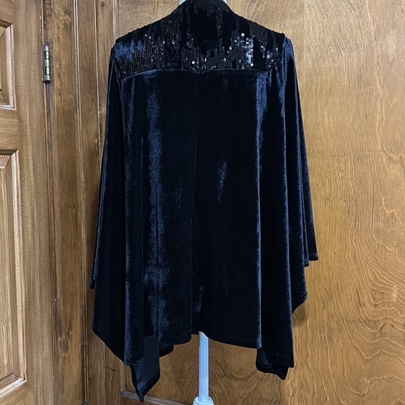 Marc New York Andrew Marc Black Velvet with Sequins Cardigan Wrap Jacket - NWOT - Picture 4 of 8